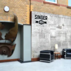 Singer109 Hostel, & Hostel