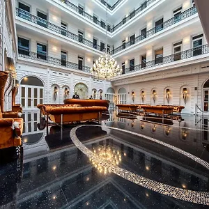 **** Hotel Prestige Ungarn