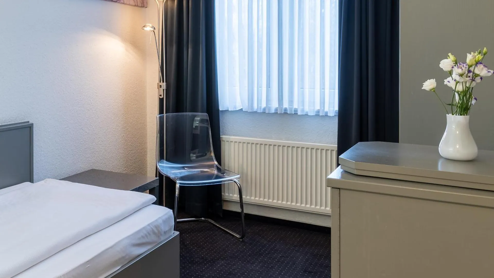 Good Morning Berlin City West 2*,  Germany
